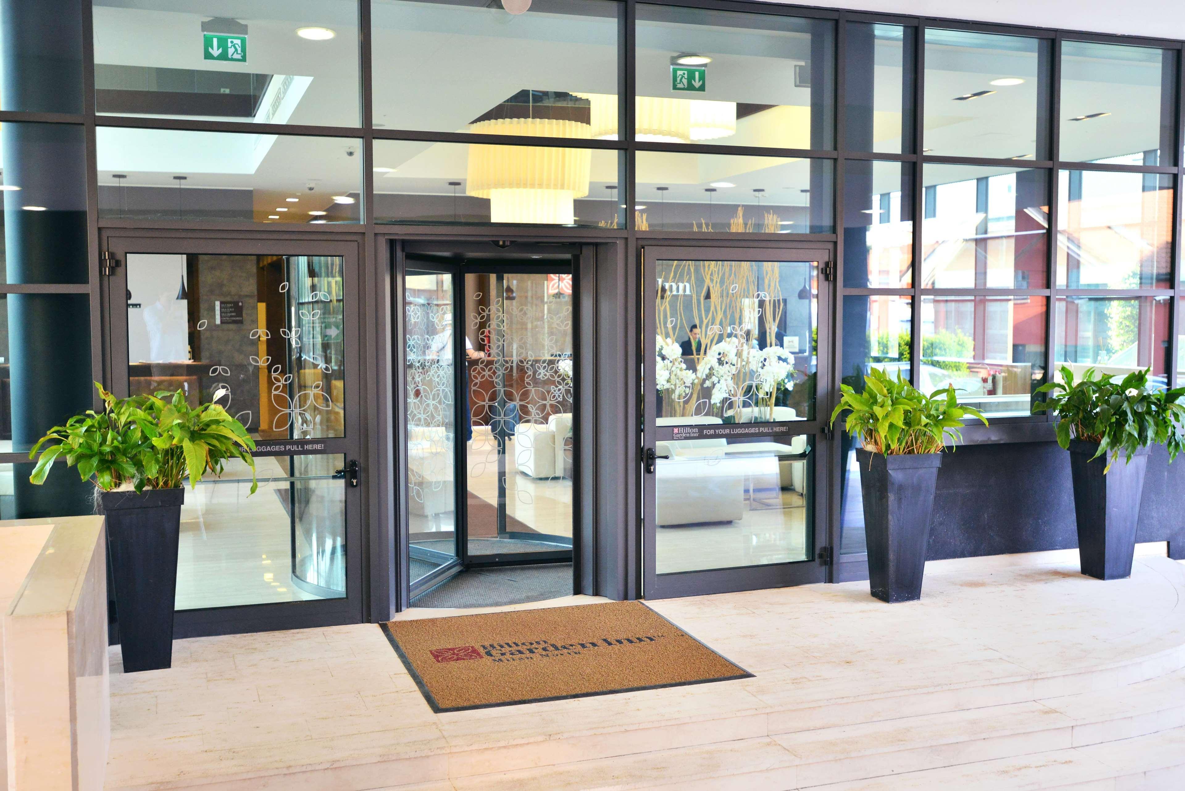 Hilton Garden Inn Milan North Екстериор снимка