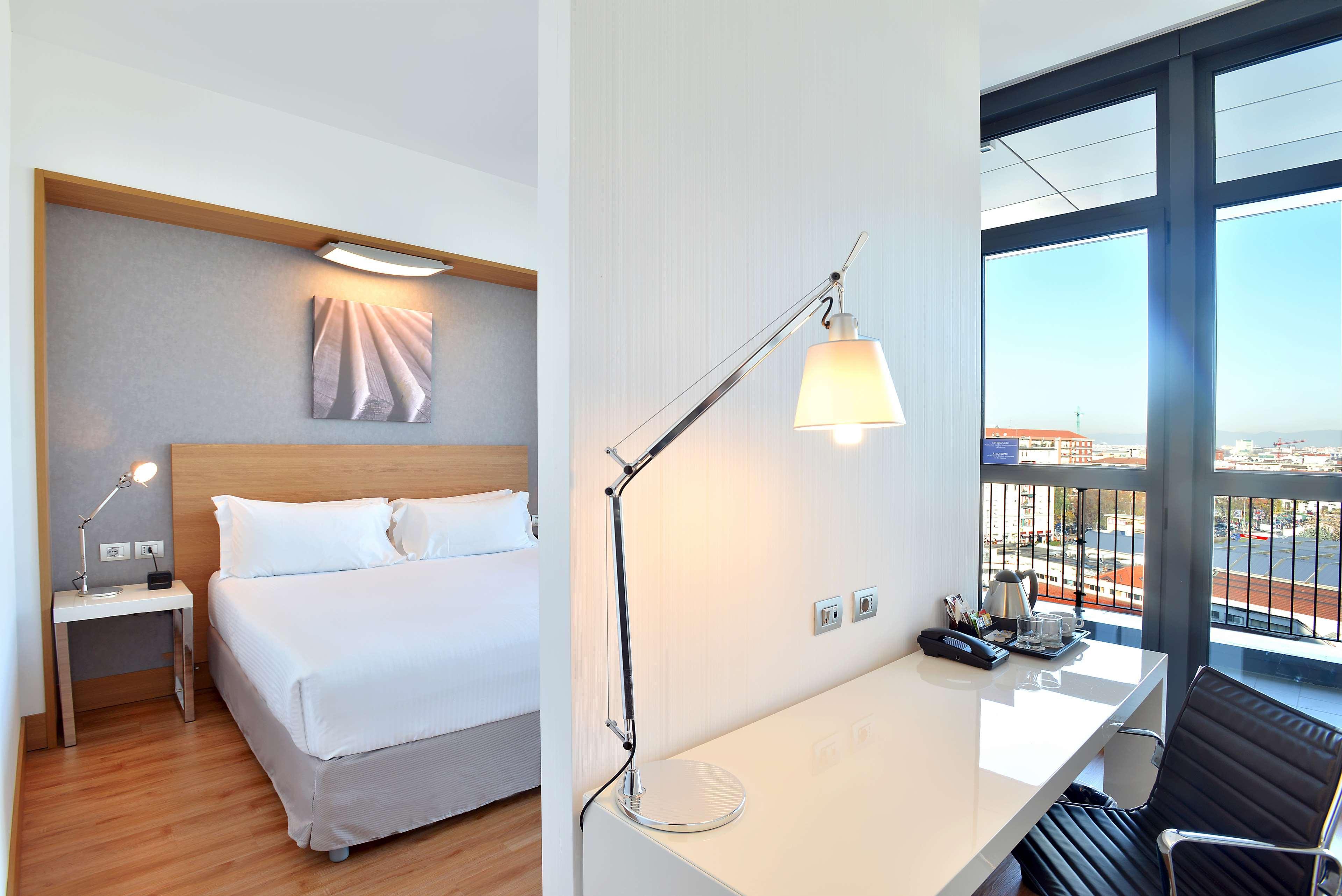 Hilton Garden Inn Milan North Екстериор снимка