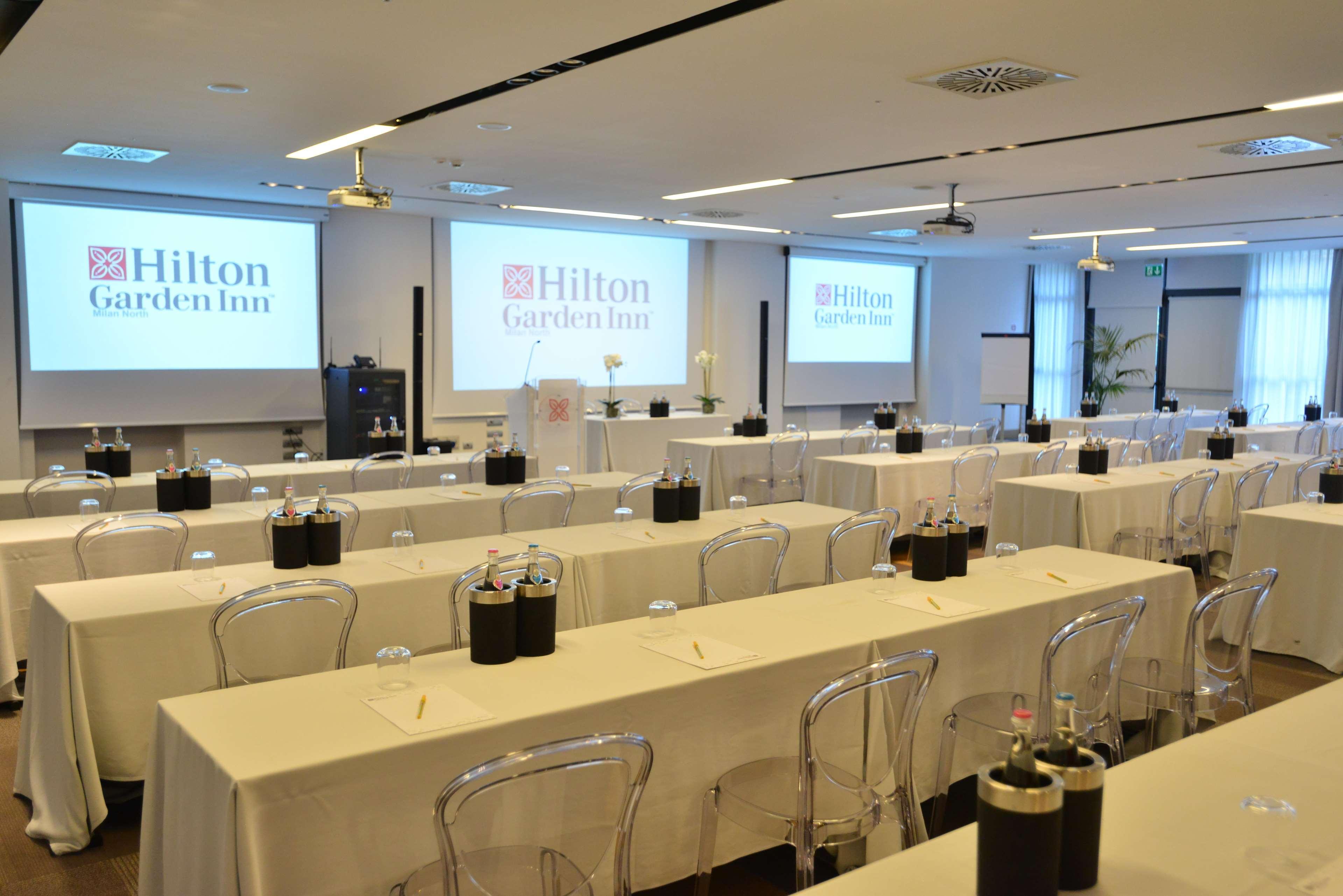 Hilton Garden Inn Milan North Екстериор снимка