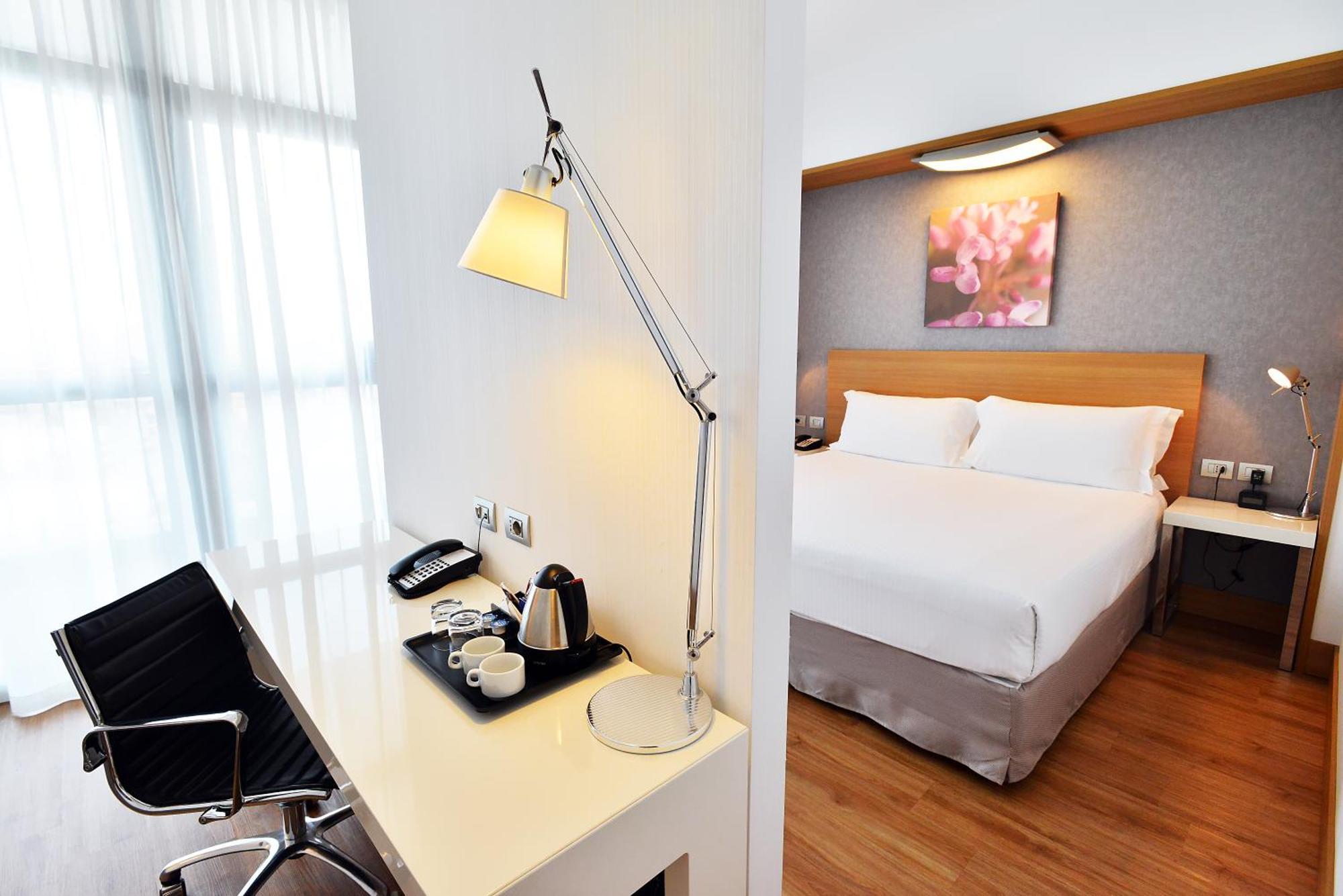 Hilton Garden Inn Milan North Екстериор снимка