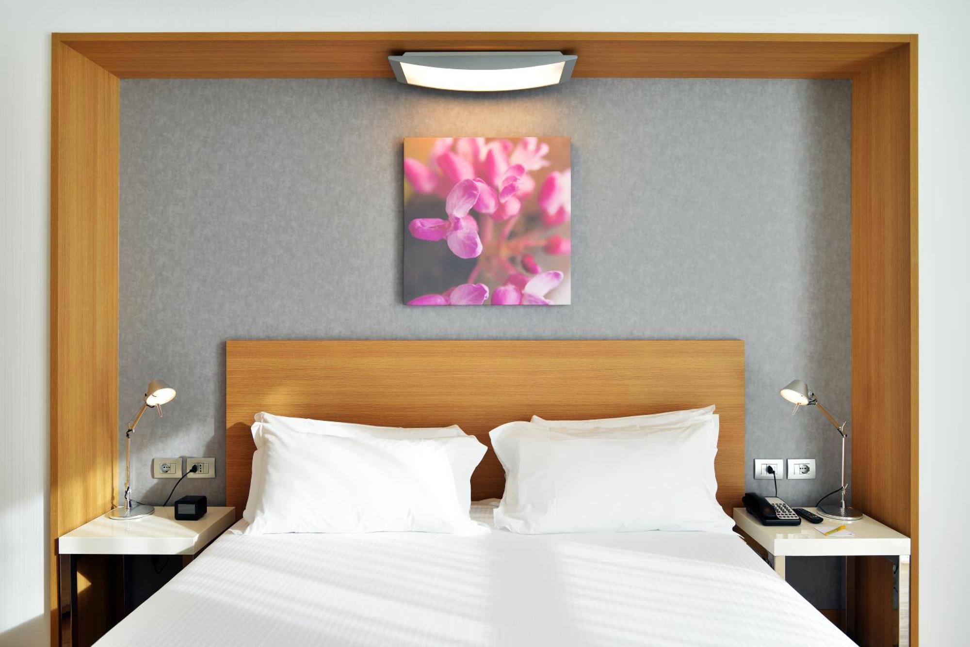Hilton Garden Inn Milan North Екстериор снимка