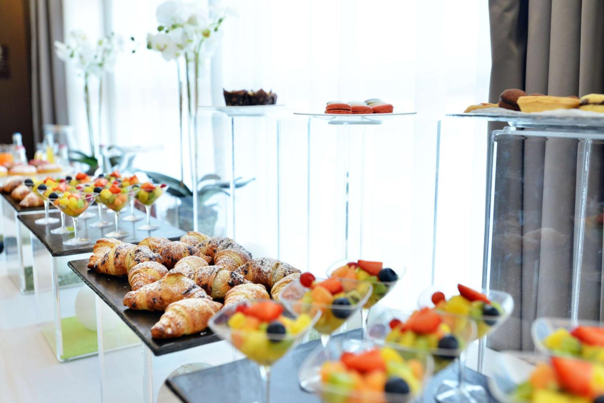 Hilton Garden Inn Milan North Екстериор снимка