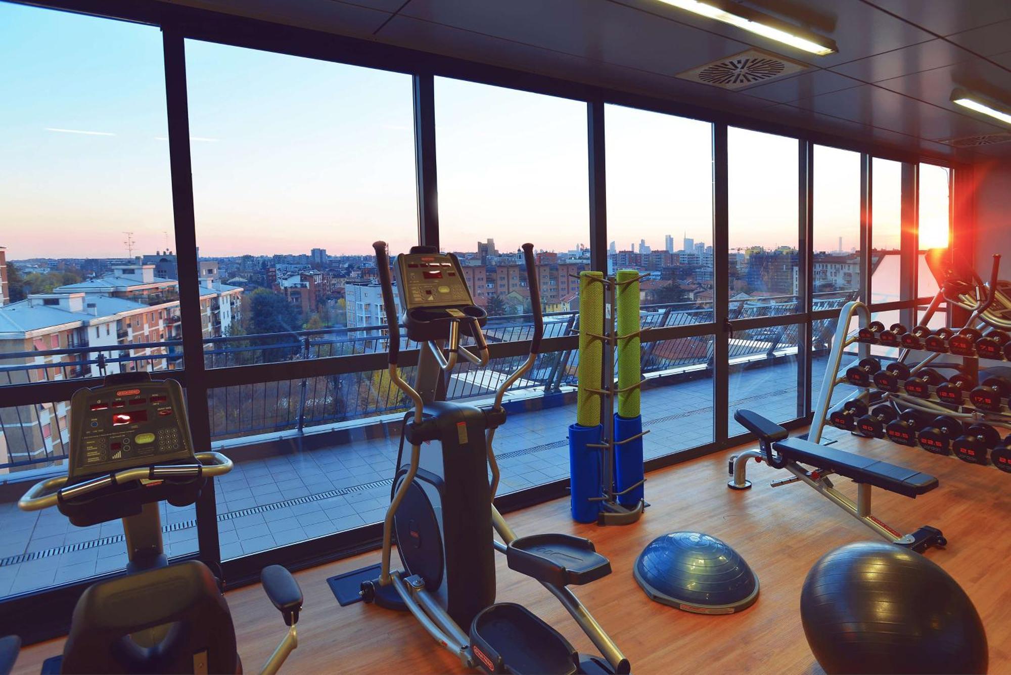 Hilton Garden Inn Milan North Екстериор снимка