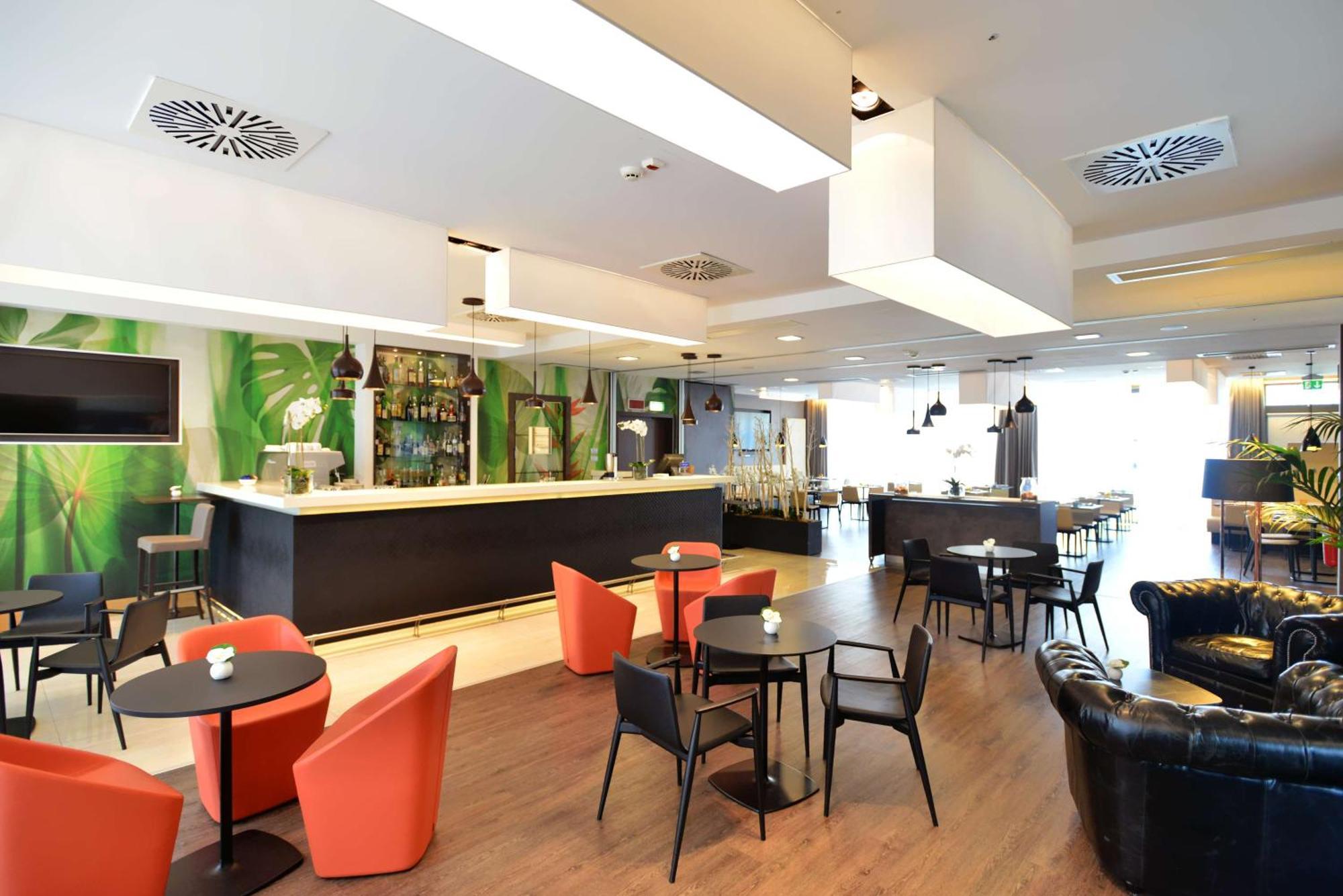 Hilton Garden Inn Milan North Екстериор снимка