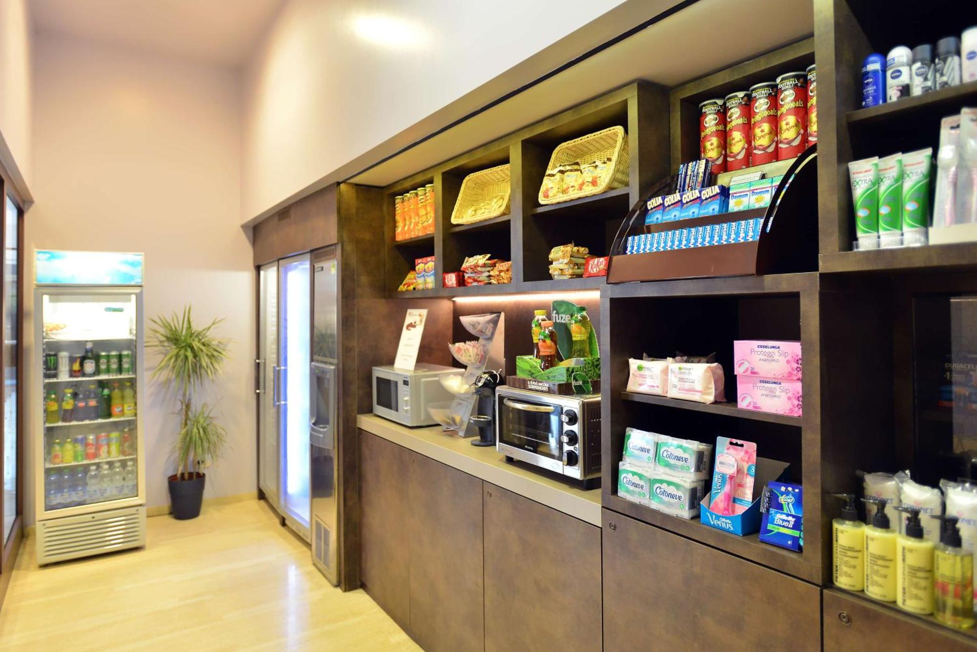 Hilton Garden Inn Milan North Екстериор снимка