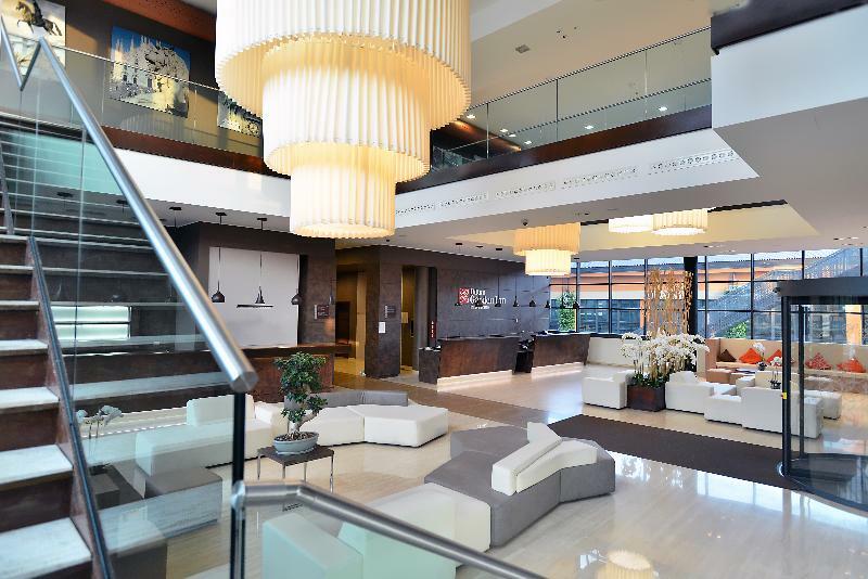 Hilton Garden Inn Milan North Екстериор снимка