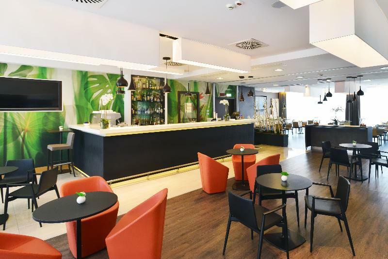 Hilton Garden Inn Milan North Екстериор снимка